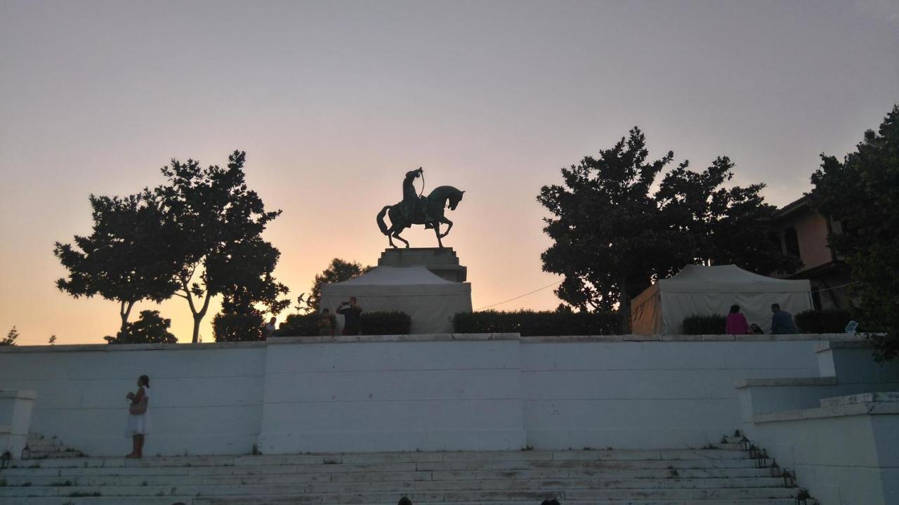 Hotel Europa - Family And Senior Friendly Kavala Bagian luar foto